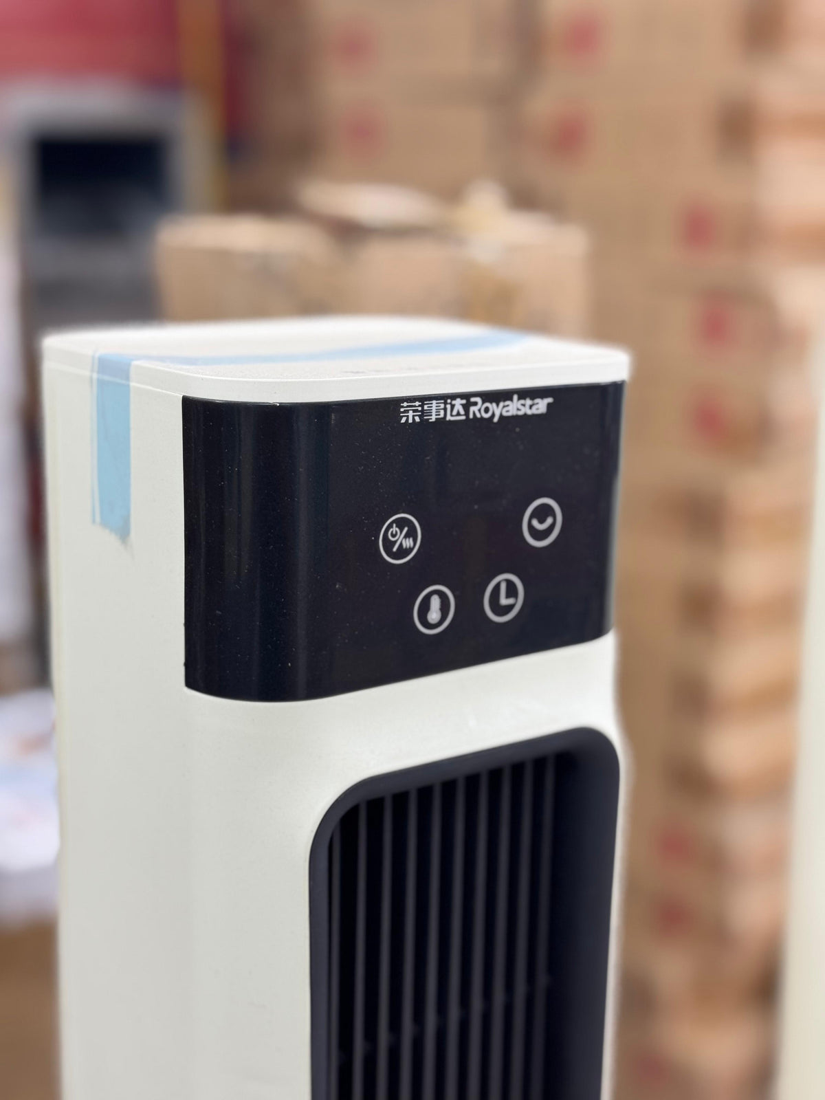 Ceramic blower heater rear vent