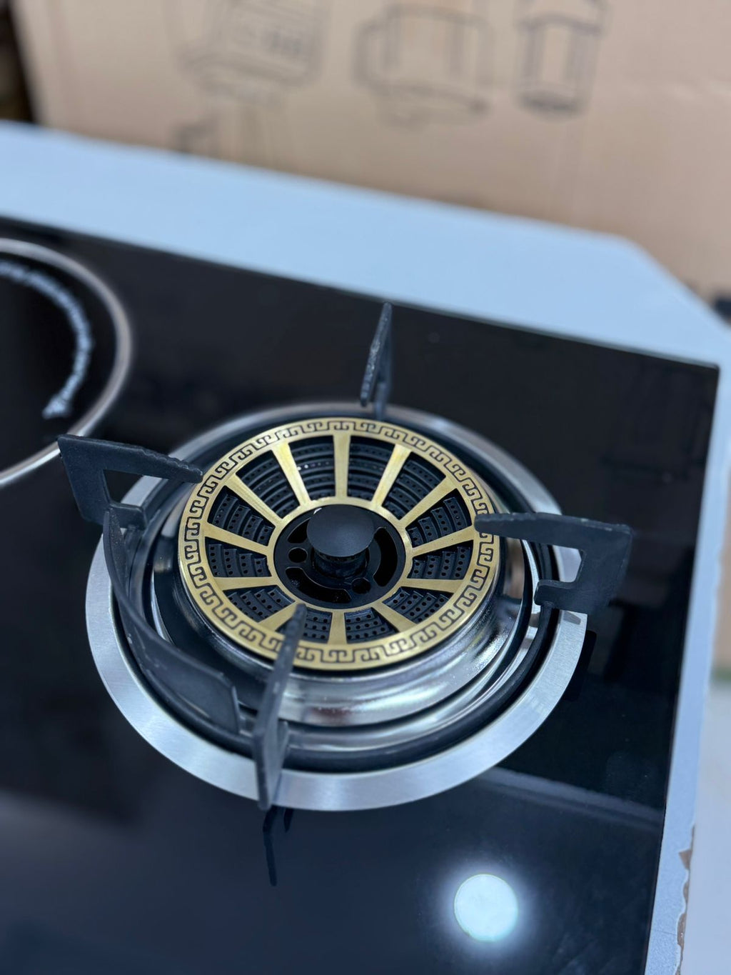 Triple Burner Infrared Cooker — 3 Zones, Crystal Plate Top